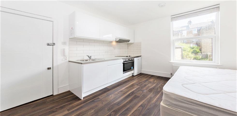 			Studio Apartment, 1 bath, 1 reception Apartment			 Kingsgate Road, WEST HAMPSTEAD